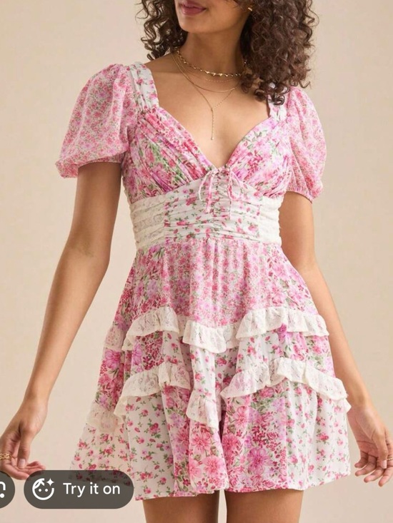 Altar'd State Dresses & Skirts - Altar'd State Pink Floral Puff-Sleeve Mini Dress